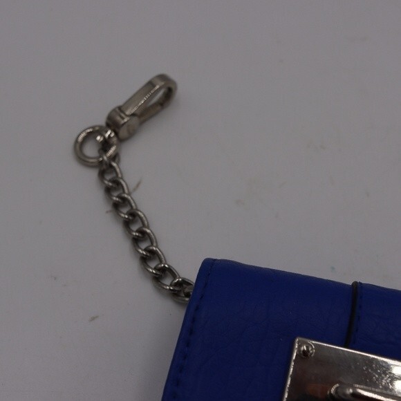Juicy Couture Blue Key Chain Cardholder Wallet With Lock Charm - Picture 7 of 8